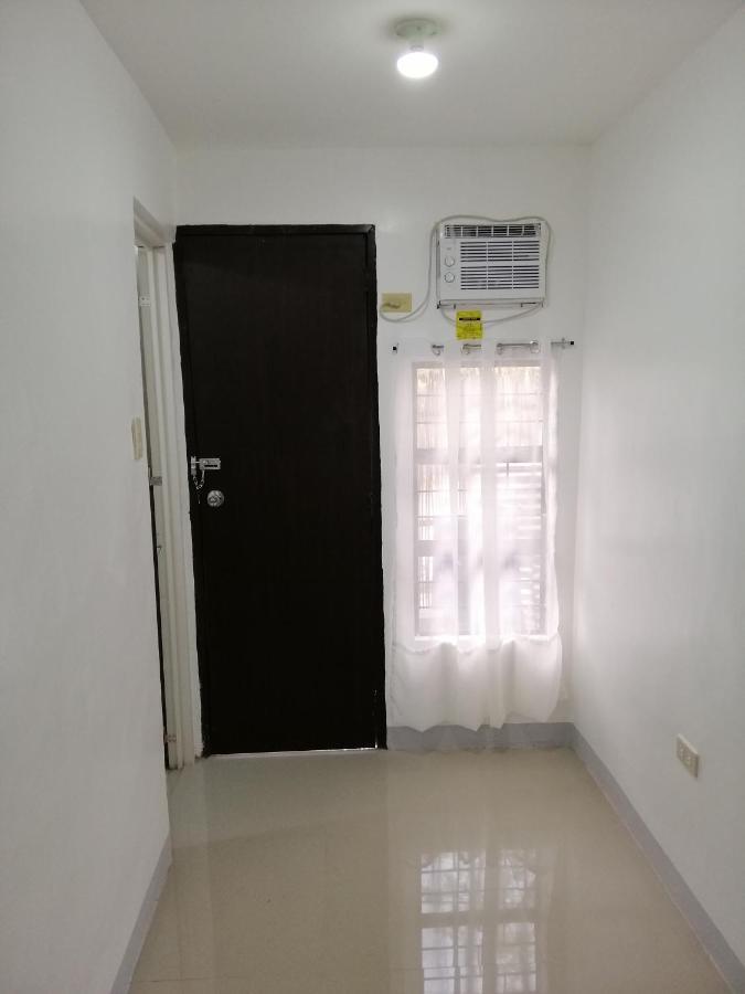 Katrina'S Dorm Tarlac City Exterior foto